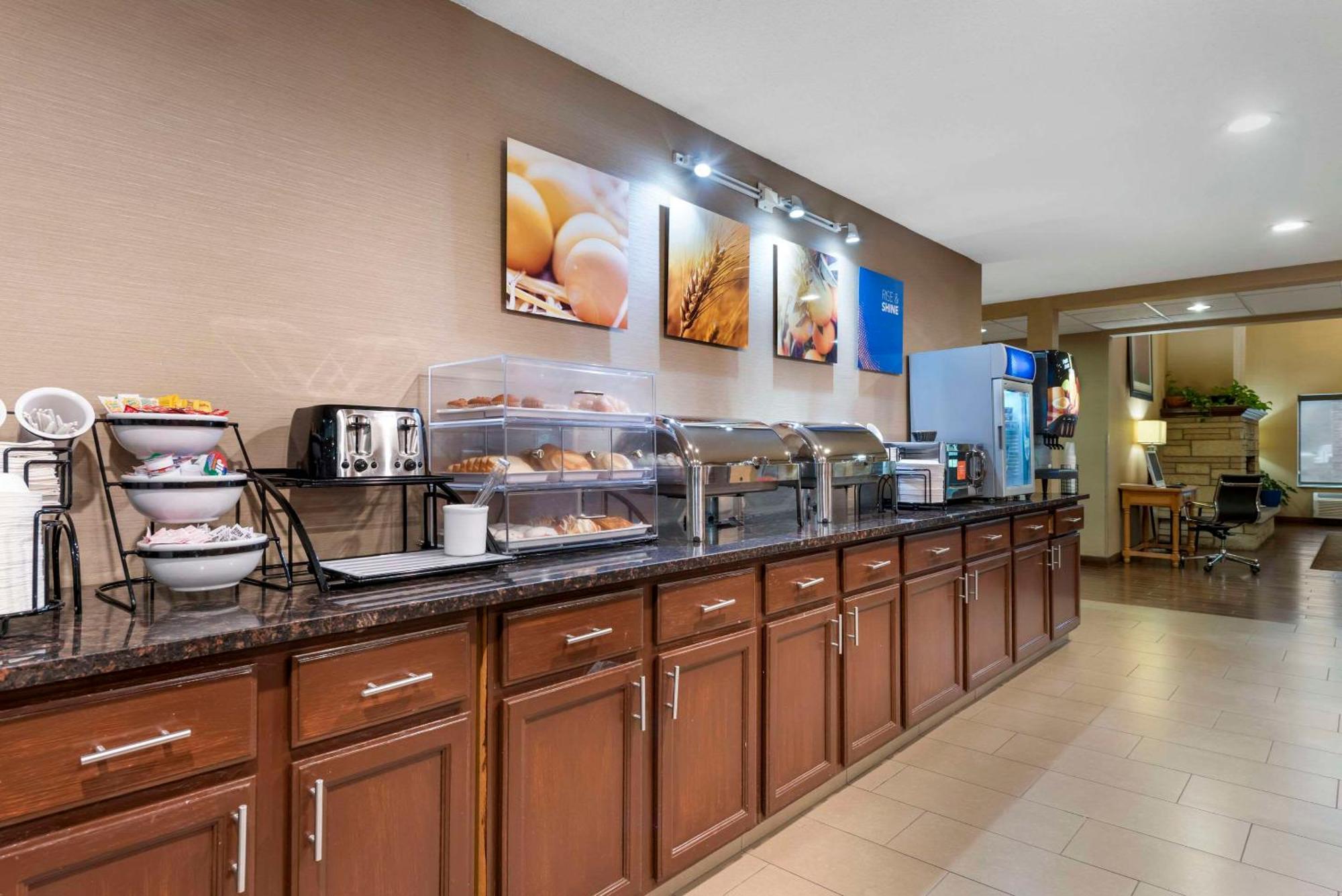 Comfort Inn & Suites Black River Falls I-94 Luaran gambar