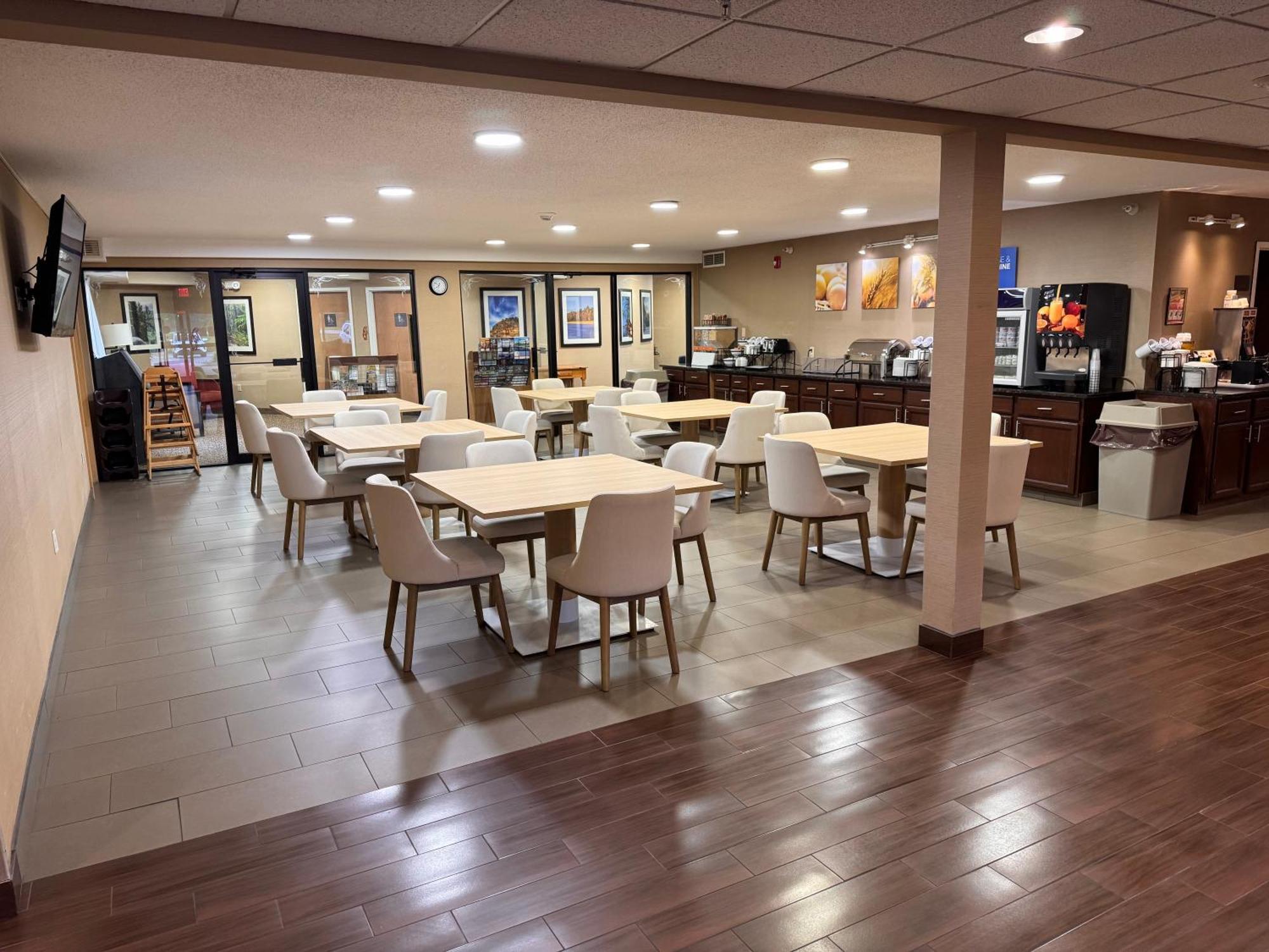 Comfort Inn & Suites Black River Falls I-94 Luaran gambar